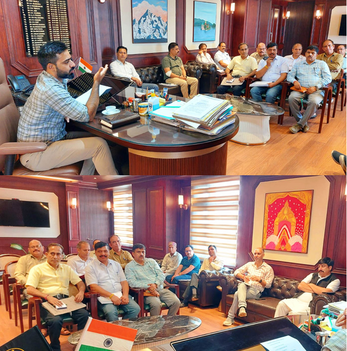 MLA Vivek Sharma gave instructions for early selection of land for the new bus stand in Bangana